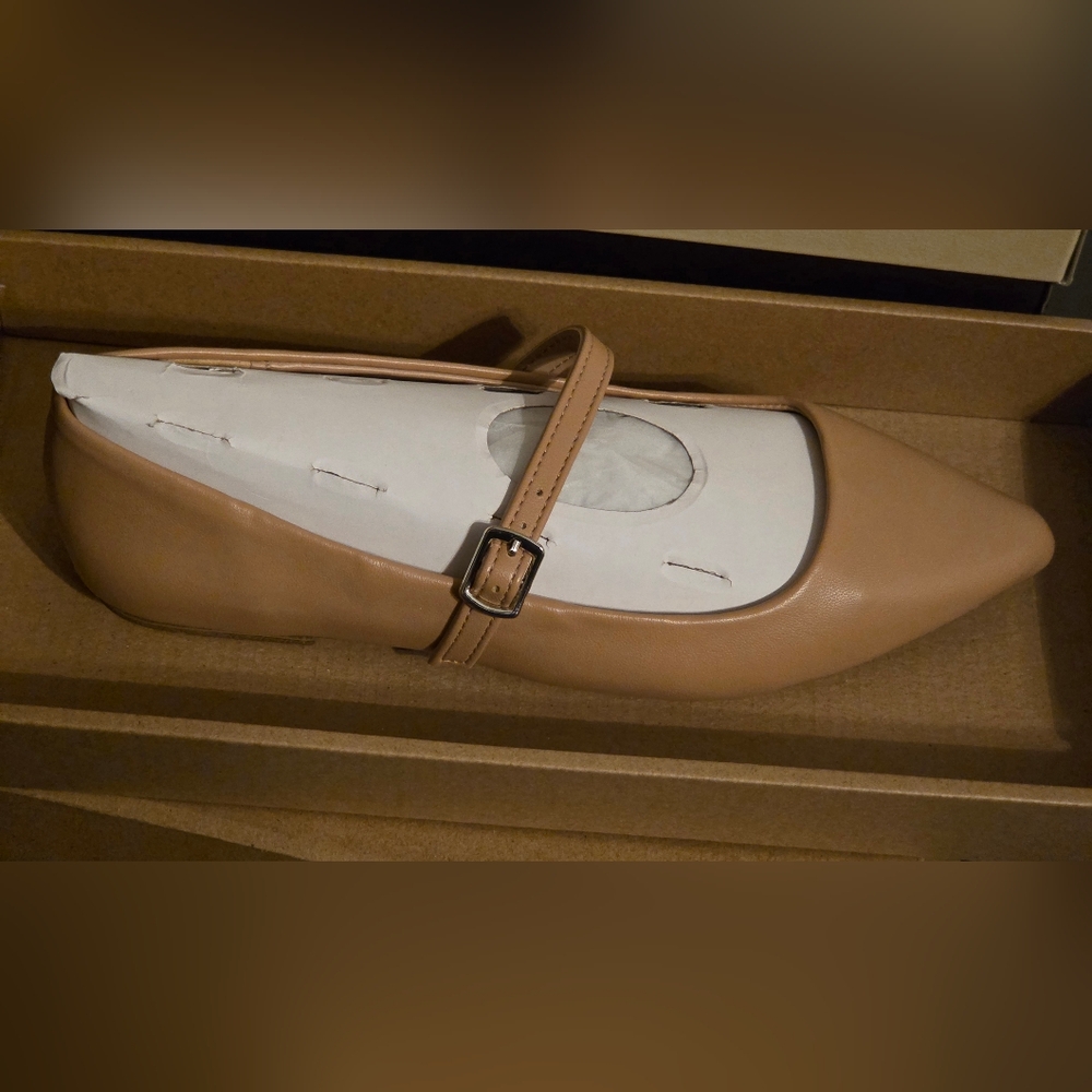 Tan Mary Jane Women's Shoe